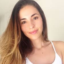 Marcela de Andrade (@Marscelaa)