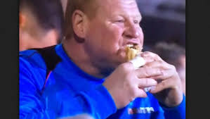 Caressa: “Shaw? Un ciccione, si doveva strozzare. Scena schifosa solo per  pubblicità”