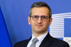 Dubravka Šuica's team