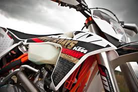 2013 Ktm 125 Exc Six Days Review Flat out moto for the street. 2013 ktm 125 exc six days review