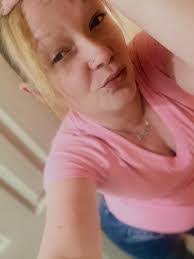 Kayla Carroll's Instagram, Twitter & Facebook