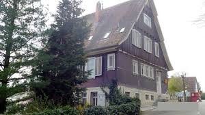 Finden sie hier immobilien, wohnungen, wohnung, immobilie, mietwohnung, eigentumswohnung, grundstück, haus, häuser, mieten, kaufen in pforzheim und der region. Haus Zum Verkauf Hohenbergstrasse 36 72213 Altensteig Calw Kreis Mapio Net