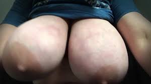 Huge Boob Drop Shaking: Mom Porn
