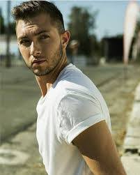 Cameron Saylor's Instagram, Twitter & Facebook