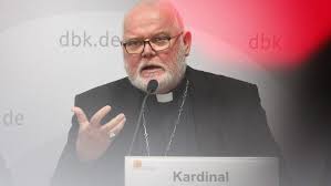 Zum kardinal erhoben und im dezember des gleichen jahres in die. Wortlaut Erklarung Von Kardinal Marx Zum Angebot Des Amtsverzichts Vatican News