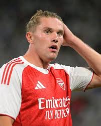 Arsenal loses to Liverpool 1-0