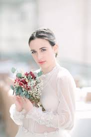 Can you ever think of a wedding. Attention Brides Because We Have The Makeup And Hairstyle Trends At The 2021 Weddings Perfect Venue Manager