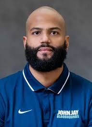 Miguel Escalante's Instagram, Twitter & Facebook