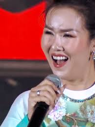 Viet Tiep Câu Chuyen Hoa Binh Vo Hạ Tram