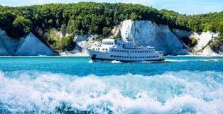 Ein ferienhaus auf rügen direkt von privat mieten … rügen ist die größte deutsche insel. Insel Rugen Mit Dem Schiff Entdecken Adler Schiffe