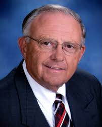 O B I T U A R Y Alan Posey Curtiss Alan Posey of Green County, Kentucky,  son of Judith “Judy” Ann Young Posey of Greensburg and the late Joseph Nelson  Posey,