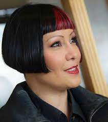 pin von ale auf franges courtes roter bob bob mit pony pagenkopf