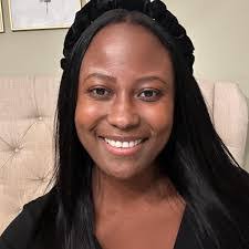 Latoya Griggs's Instagram, Twitter & Facebook