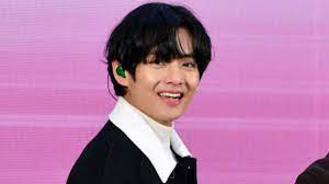 The korea herald 10 months ago. Omg Bts V Aka In Taehyung Is In Love And Here Is The Lucky Lady Know More Inside Global Circulate