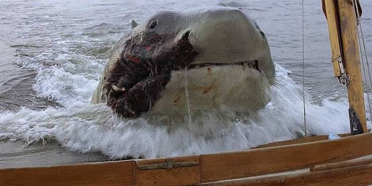 Jaws 2' Is Clunky, Chaotic, and Totally Endearing for All the Wrong Reasons