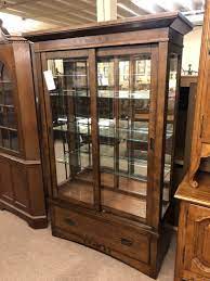 Our living room furniture category offers a great selection of curio cabinets and more. Broyhill Curio Cabinet Delmarva Furniture Consignment