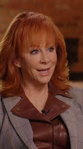 🙏 What song has helped you through hard times? #GaitherMusic #RebaMcEntire  #ChristianMusicMonth