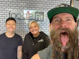 When I got sober, I definitely had the “reward” mentality. I had given up  drugs and alcohol and was rewarding myself with @cocacola and  #RootBeerFloats. 20 pounds later, I realized I needed