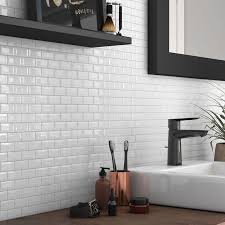 Mosaique Mur Mini Metro Blanc 4 8 X 2 3 Cm Carrelage Metro Blanc Decoration Salle De Bain Salle De Bains Carrelage Metro