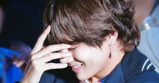 Check out what we know about bts v's dating life that gathered heat again below: Bts S V Was Once Asked About His Dating History And His Answer Made The Members Laugh Koreaboo