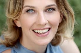 Nicole Krieger's Instagram, Twitter & Facebook