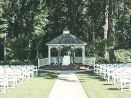 Outdoor Wedding Venue Gazebo In Oregon Wedding Venue Inspiration Courtney H Wedding Venues Oregon Gazebo Waterfront Wedding Venue