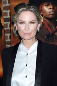 Who is Jennifer Nettles dating? Jennifer Nettles boyfriend, husband