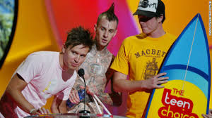 The band has seen some lineup changes. Remember Blink 182 Neither Do These Kids Wearing Blink 182 Shirts Cnn