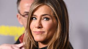 Обладательница премий «золотой глобус» и «эмми». Jennifer Aniston Musste In Therapie Wegen Standiger Kinder Frage