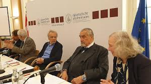Podpora nových progresivních směrů kultury. Schwarzenberg Kandidiert Nicht Mehr Cesi Meldungen