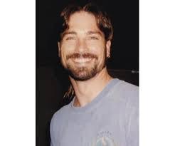 Dennis Heide's Instagram, Twitter & Facebook