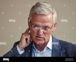 Andre frey -Fotos und -Bildmaterial in hoher Auflösung