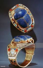 Scarab Bracelet From Tutankhamun S Tomb 14th Century Bc The Tomb Of With Images Ancient Egyptian Jewelry Egyptian Scarab Egyptian Jewelry
