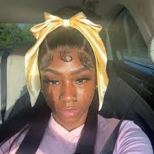 Caitlin Varley's Instagram, Twitter & Facebook