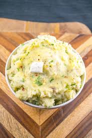 Total carbs in a 1 cup mashed potato is 33.01 (g), 11% of daily value. Simple Vegan Mashed Potatoes Recipe Yup It S Vegan