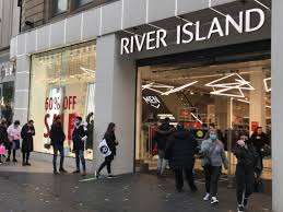 River island is one of the uk's most recognisable high street fashion retailers. River Island Shoppers Love Chic 55 Dress They Re Keen To Snap Up Liverpool Echo