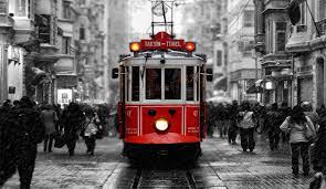 Tramvay bir tür yolcu taşıtıdır.tam bir tanım yapmak gerekirse; Beyoglu Nostaljik Tramvayda Son Sefer Haber Kurye