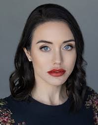 Ursula Powell's Instagram, Twitter & Facebook