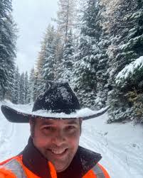 Logan Lloyd (@christmastreecowboy) • Instagram photos and videos