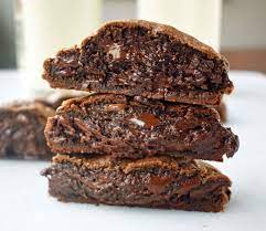 Levain Bakery Dark Chocolate Chocolate Chip Copycat Cookies Modern Honey