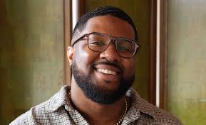 Justin Muse's Instagram, Twitter & Facebook