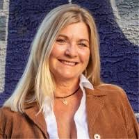 500+ "Coughran" profiles