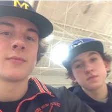 Mark Rodenhauser (@Markthebender2)