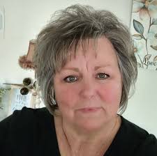 Creating Custom Outfits for a Dorm Room Goose