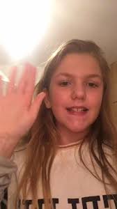 Flora Evans (@flora_evans)