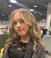 Living with a Feeding Tube Feels Like Being Forced to Walk a Dog, But  Singing