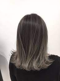 一番気になる美容室no 1 のヘアサロン spadic が教える この冬人気のトレンドカラーって 2018年は このヘアカラーで始めてみない 髪色 グレージュ 髪 色 ヘアスタイリング