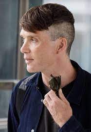 Cillian Murphy Arriving At Heathrow Airport For Dunkirk Premiere July 13th 2017 Coiffure Homme Court Coiffure Homme Peaky Blinders