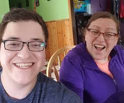 Desmond Bernard's Instagram, Twitter & Facebook