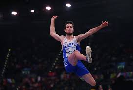There was drama in the men's long jump as tentoglou won with his last leap of 8.41 metres which tied with cuba's juan miguel echevarria's jump, but the greek secured the title on a countback with. Miltos Tentoglou Wird Europameister Im Weitsprung Und Bricht Den Rekord